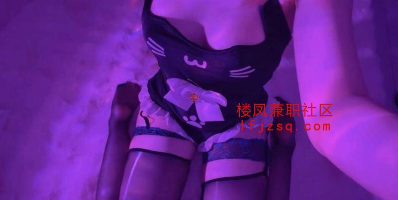 第一次约到嫩模妹妹 长腿翘臀主动配合爽翻天，非常满意的一次出击