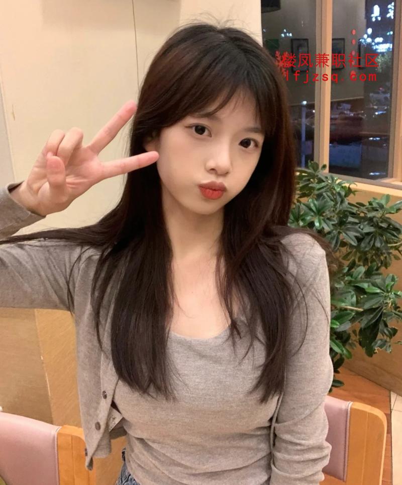 小嫩妹姿势任调超多水