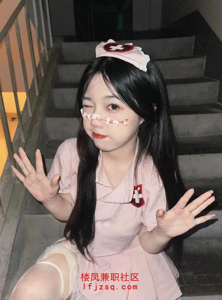 身材好胸大水多小姐姐