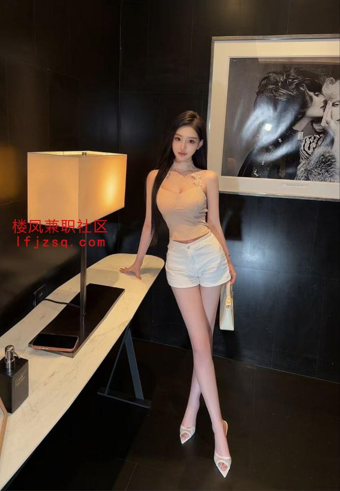 嘉兴水嫩学生妹听话乖巧个人提供公寓