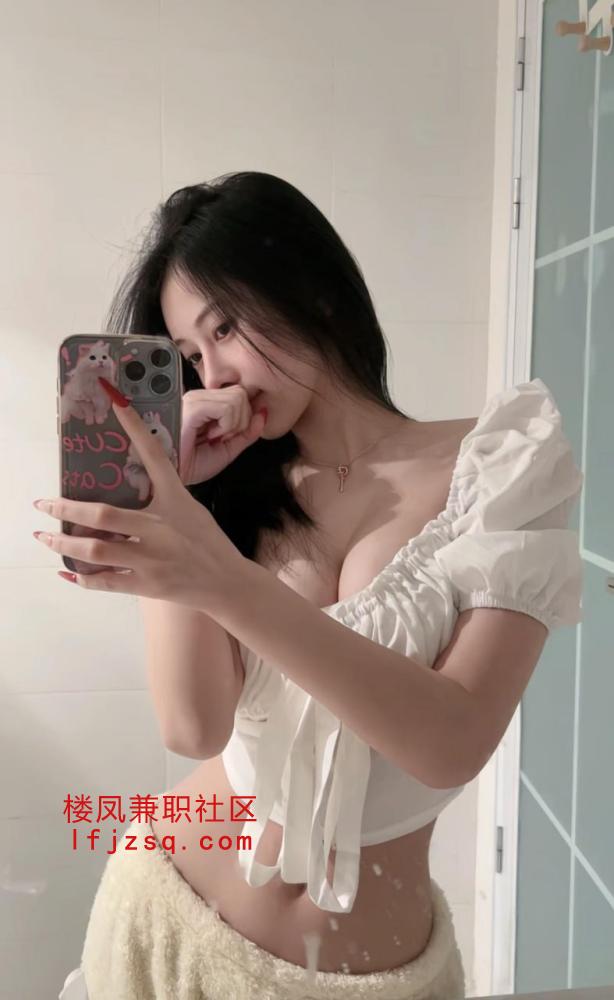 合肥小迷妹很年轻身材雪白鲜嫩