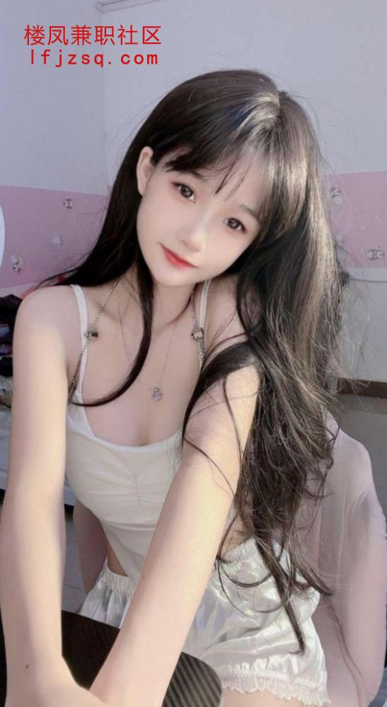 巨乳萝莉刚下海特别紧特别敏感