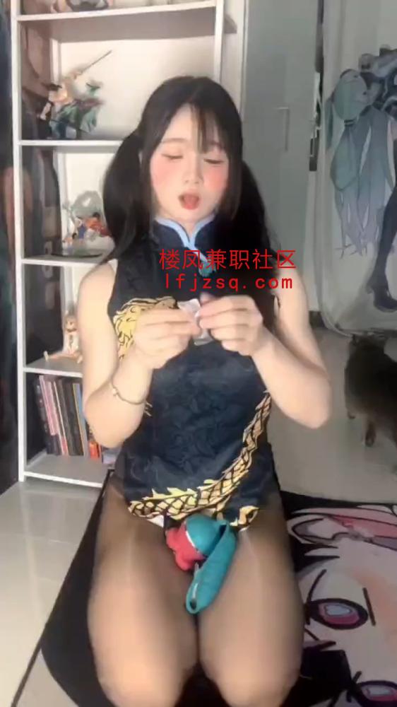 惠城舌吻反差靓御姐