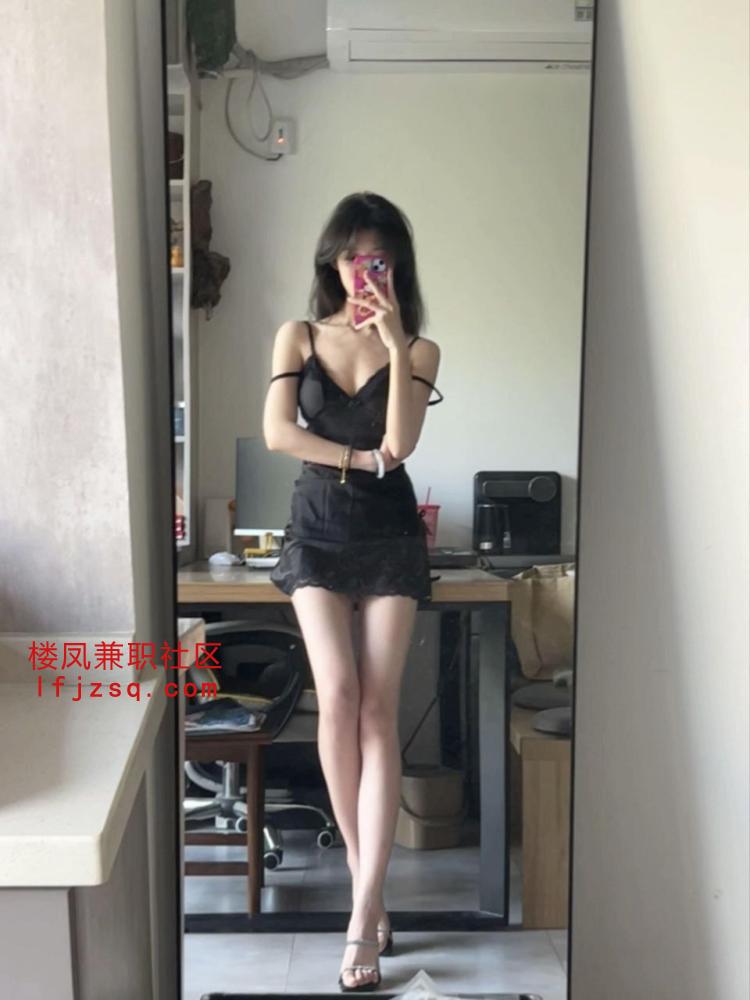 芜湖前凸后翘粉嫩多汁学妹上位高潮
