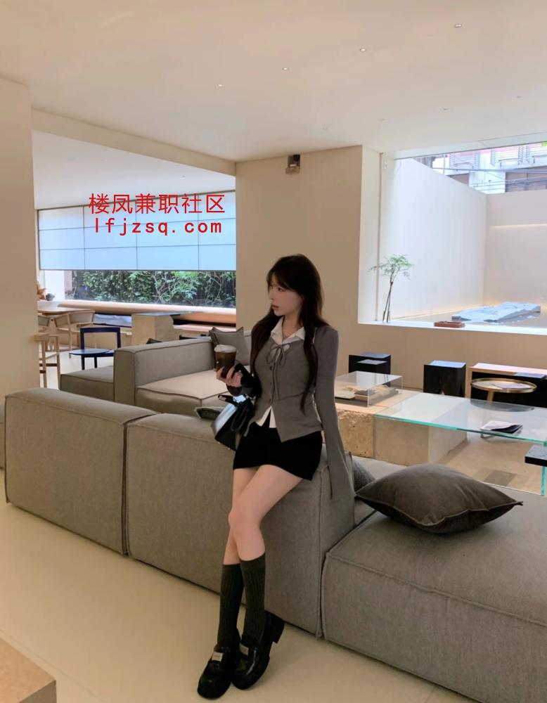 刚下海美人粉鲍还紧致