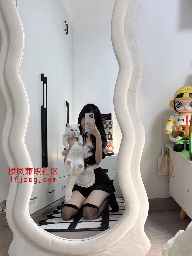 洛阳反差婊学妹深喉会夹还喷水