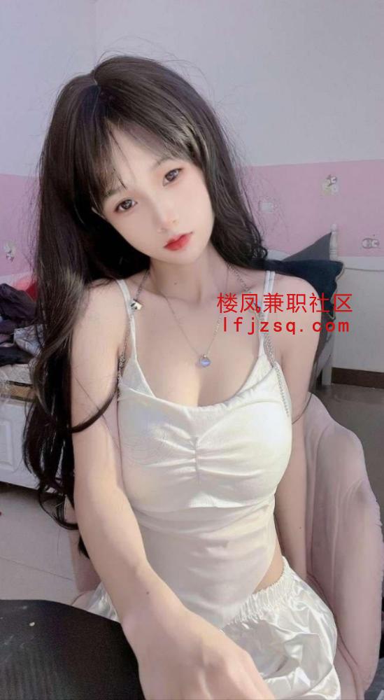 巨乳学生萝莉刚破处下海好紧好粉嫩好敏感容易高潮
