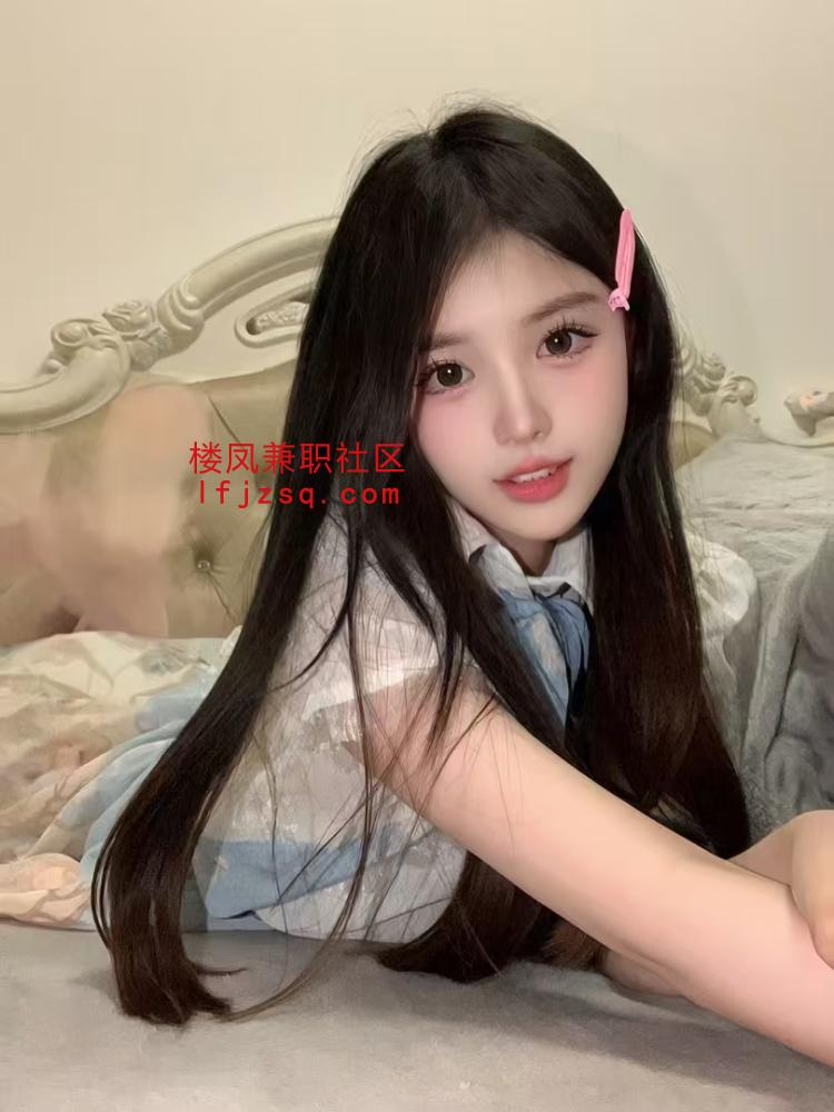 粉嫩又甜美的学生萝莉刚下海特别青春活力