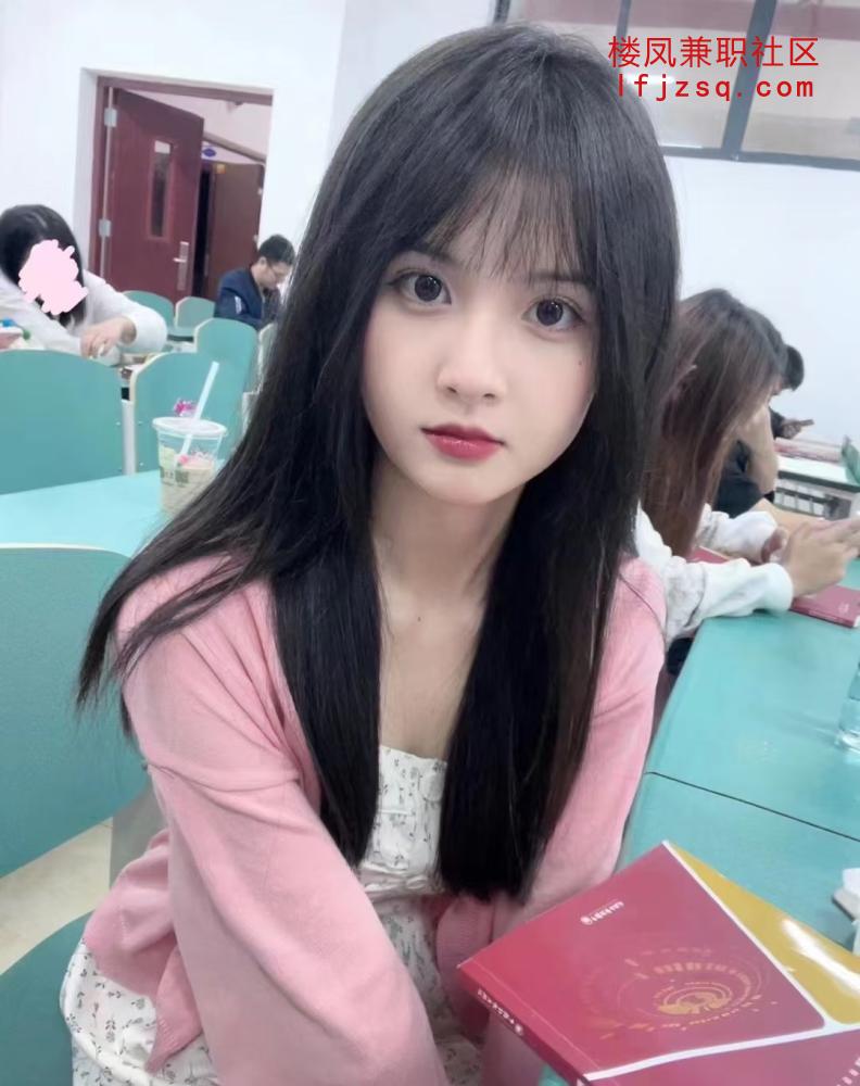 找过最甜美最清纯的学生校花一样气质