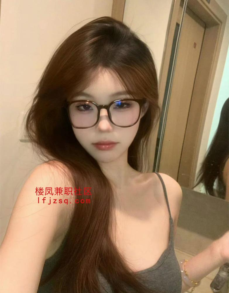 芜湖翘臀小骚逼超敏感水多