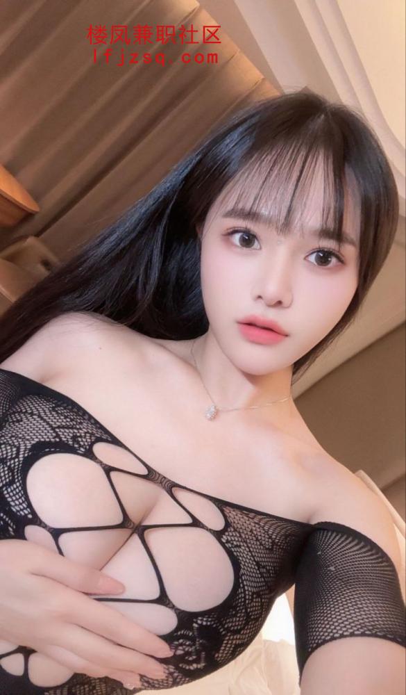 泸州极品嫩妹大奶制服诱惑。做完付