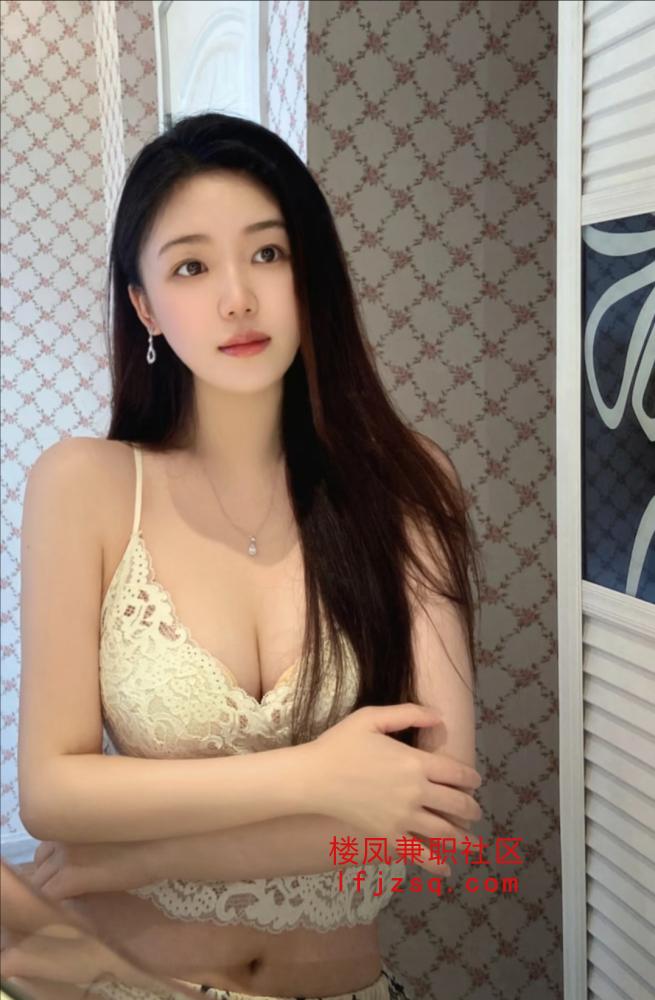 合肥市舞蹈老师身材前凸后翘，口活挺不错的，蛋蛋舔的特别舒畅