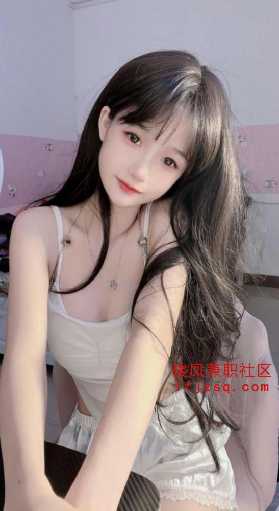 邻家巨乳妹妹刚下海特别敏感特别紧