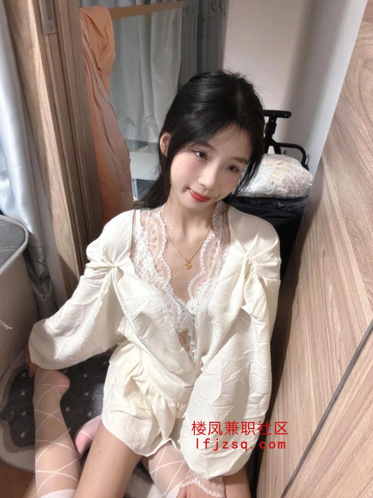 哈尔滨风情妩媚黑丝小浪货