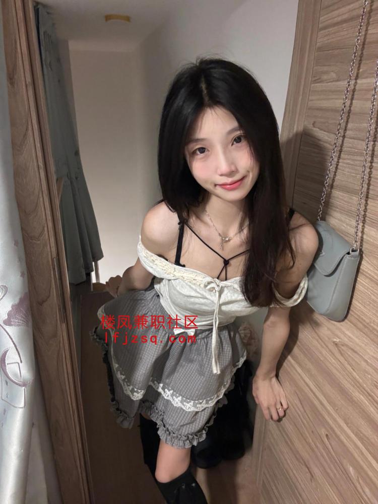 哈尔滨风情妩媚黑丝小浪货