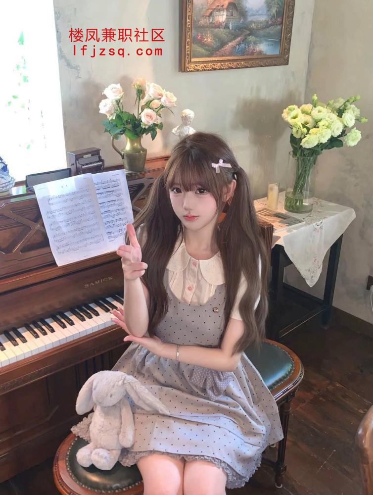 风情娇小妹子兼职有公寓