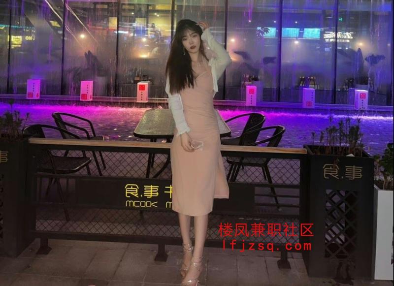 泰安欲女尤物眼神勾人