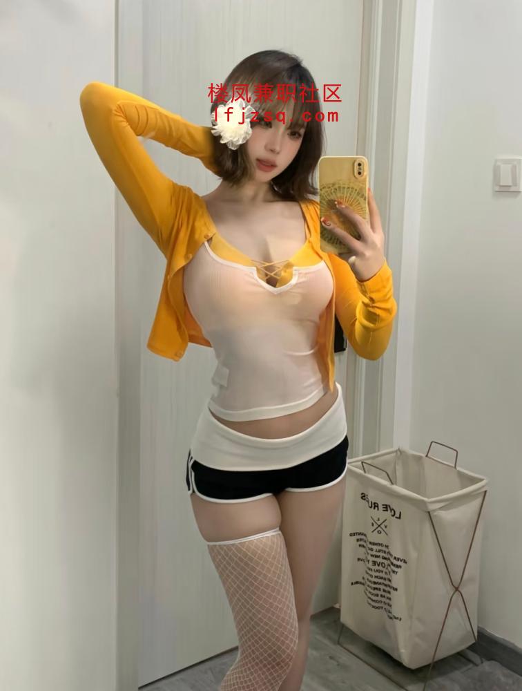 淮安学生妹妹翘臀，粉奶子，紧逼很耐操