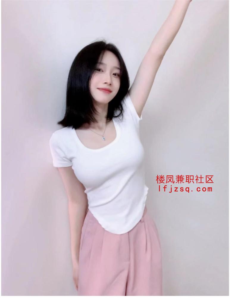 巨乳邻家女孩刚下海太紧太粉嫩了太敏感了