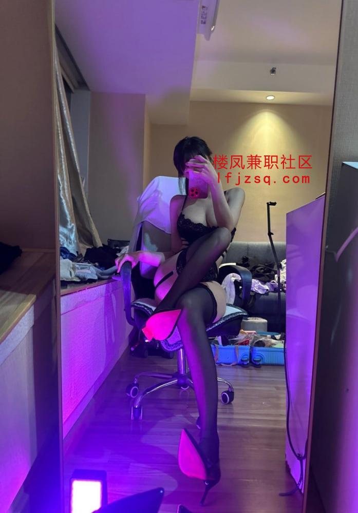 成都分享体验过刚出社会的嫩逼小鲍鱼学妹