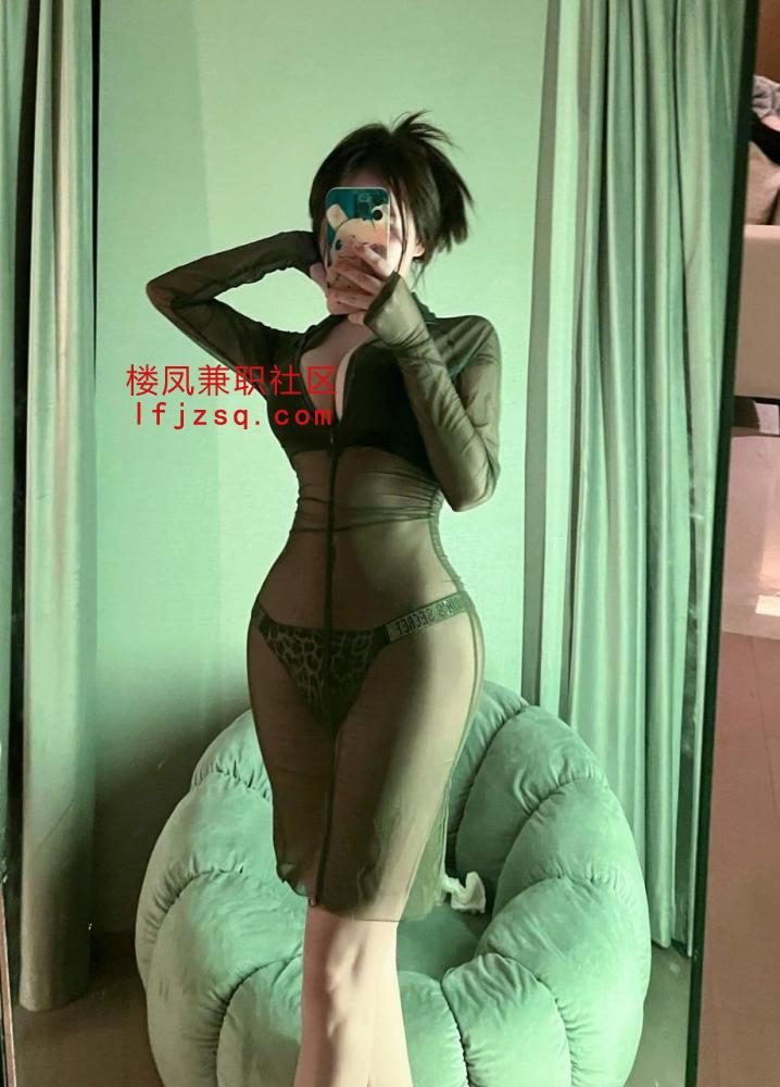 广州刚下海小妹性格温柔 迷情投入粉嫩桃穴，极度敏感易湿