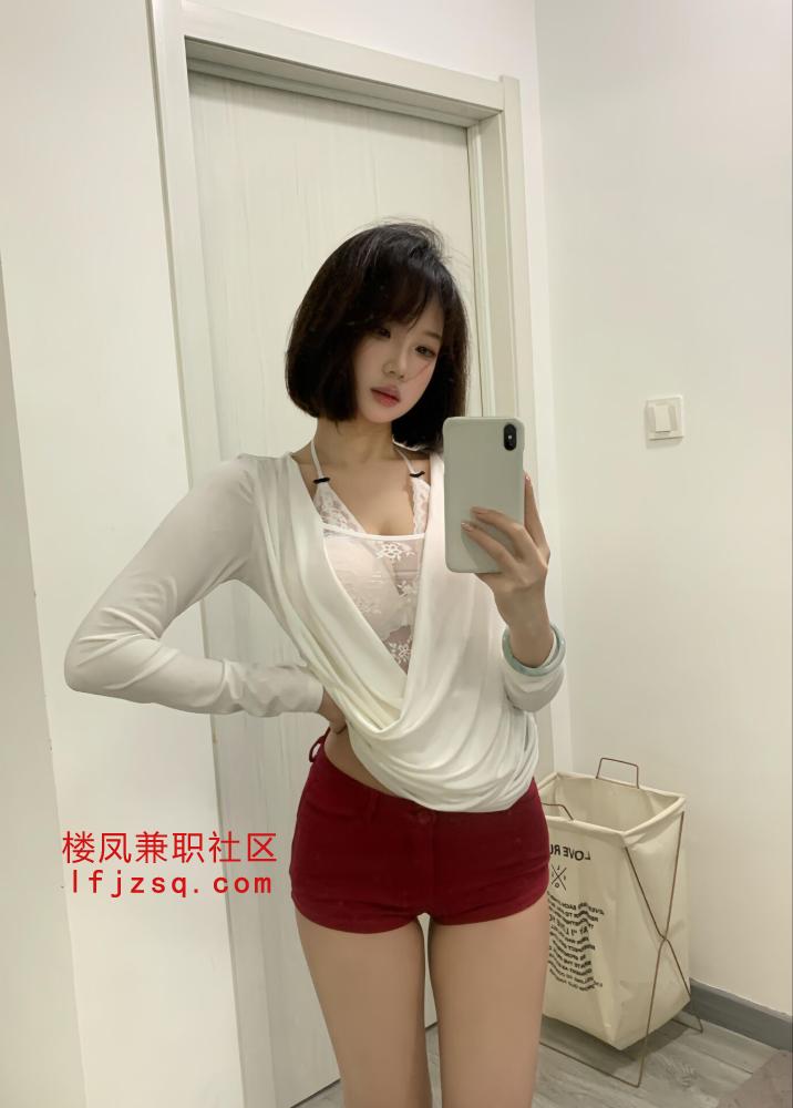 非常骚的小母狗