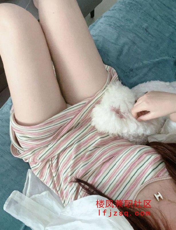 杭州刚出社会美女可角色扮演SM骚货打炮（可外卖可公寓）