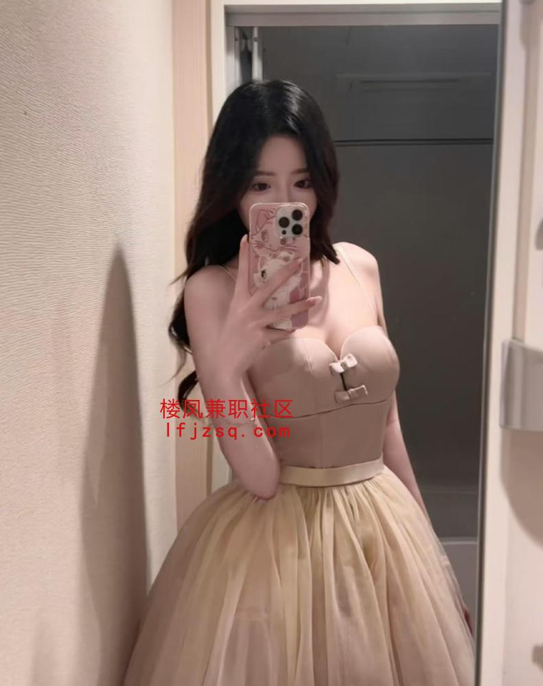 天河妹子下面特紧，淫水还很多