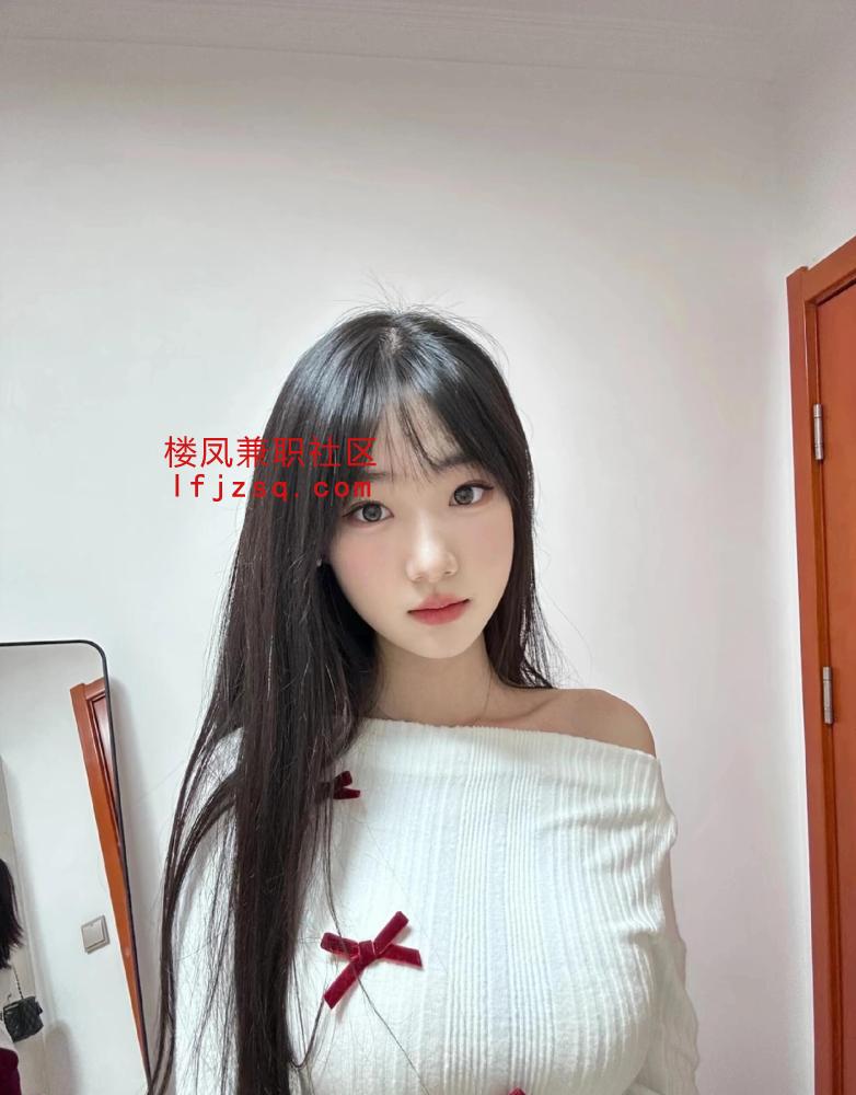 清纯颜值嫩妹