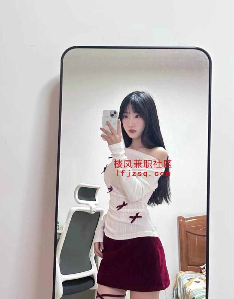 清纯颜值嫩妹