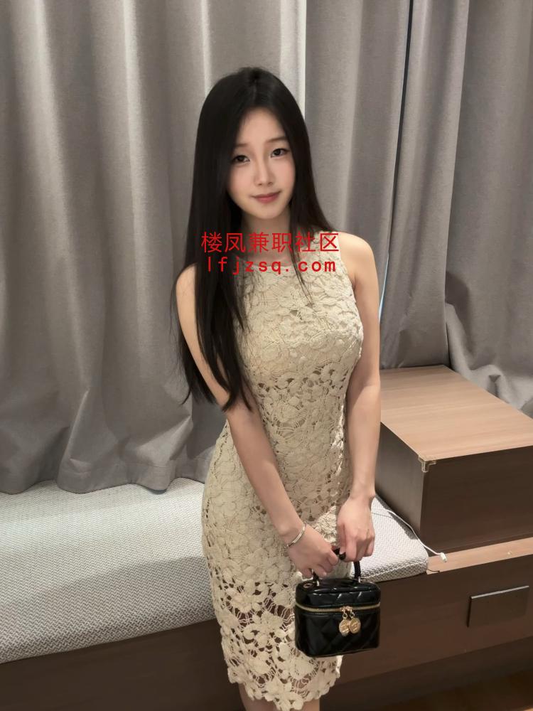 新品粉嫩水多邻家妖艳小妹