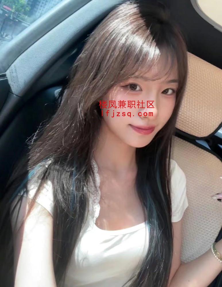 西安巨乳美女美乳翘臀