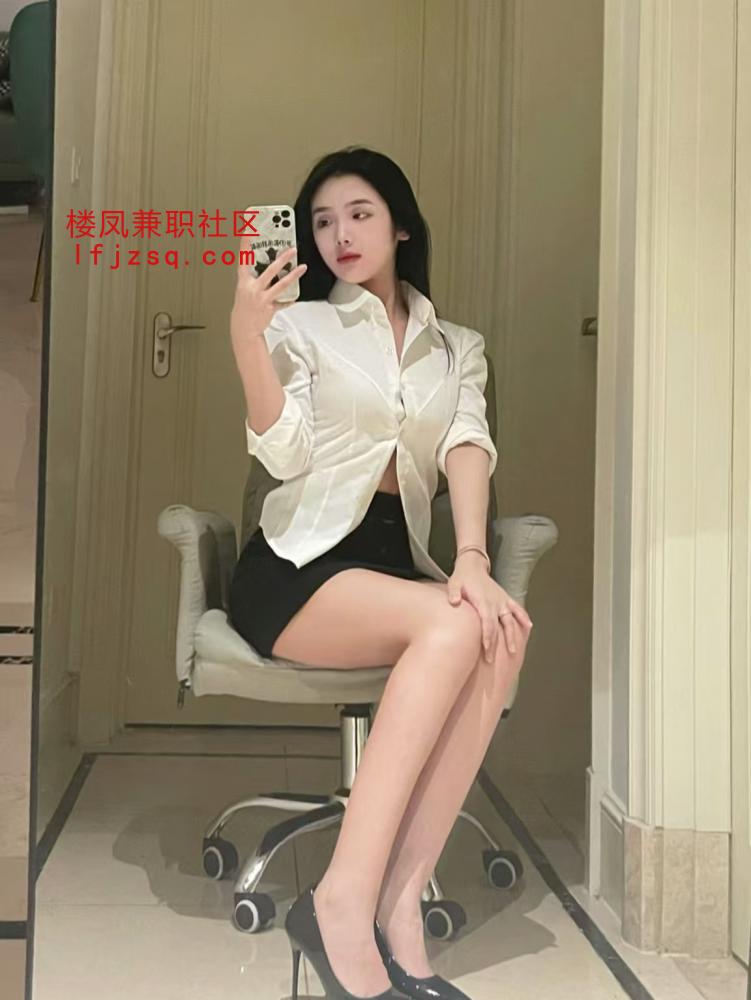 大连前凸后翘尤物妹妹巨骚