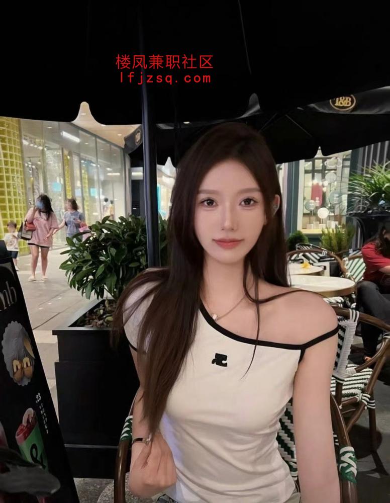呼市黑丝短裙多汁炮架