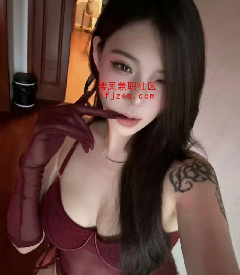南昌前凸后翘胸大易高潮粉嫩逼紧汁多激情上课