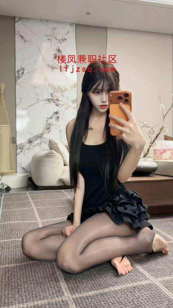 昆明前凸后翘胸大易高潮粉嫩逼紧汁多激情上课