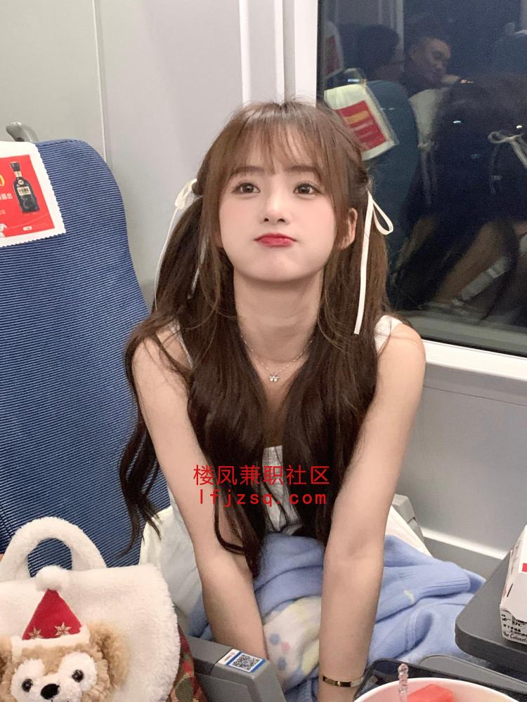 清纯刚下海小妹兼职