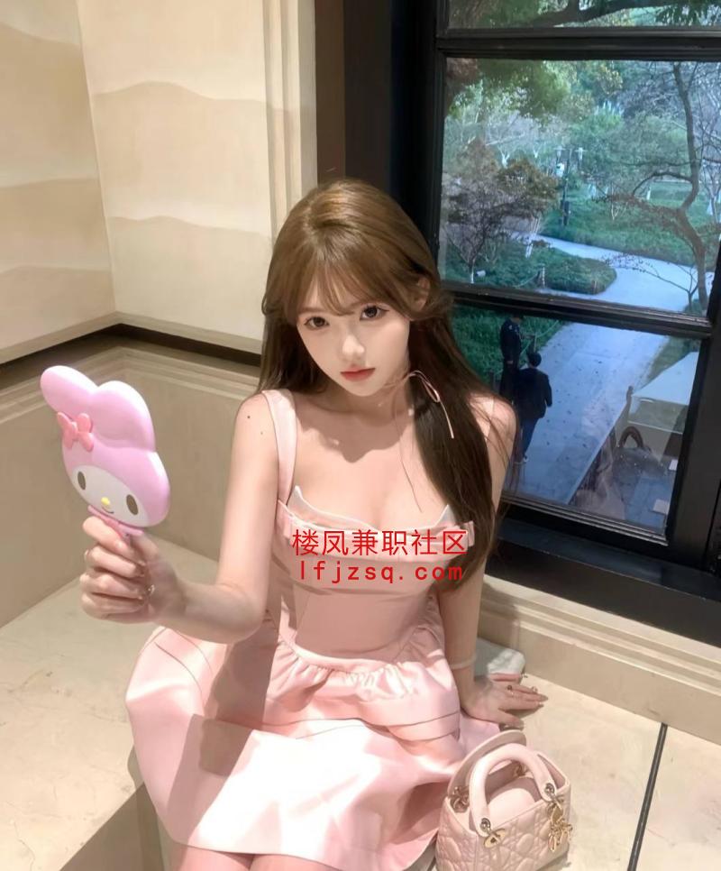 极品长腿大胸美女