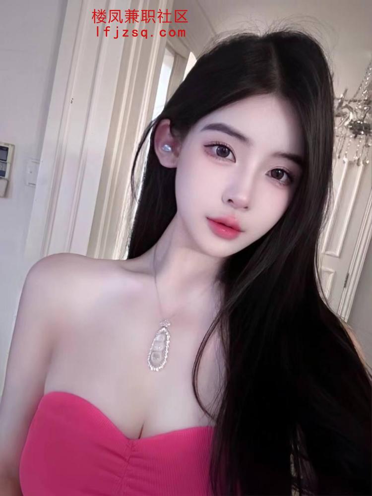 白嫩肌肤黑丝诱惑