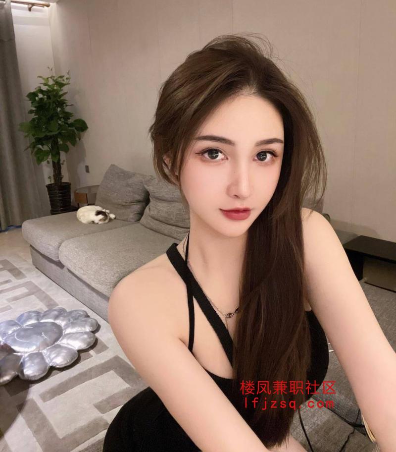 南开极品身材胸挺鲍鱼粉多水