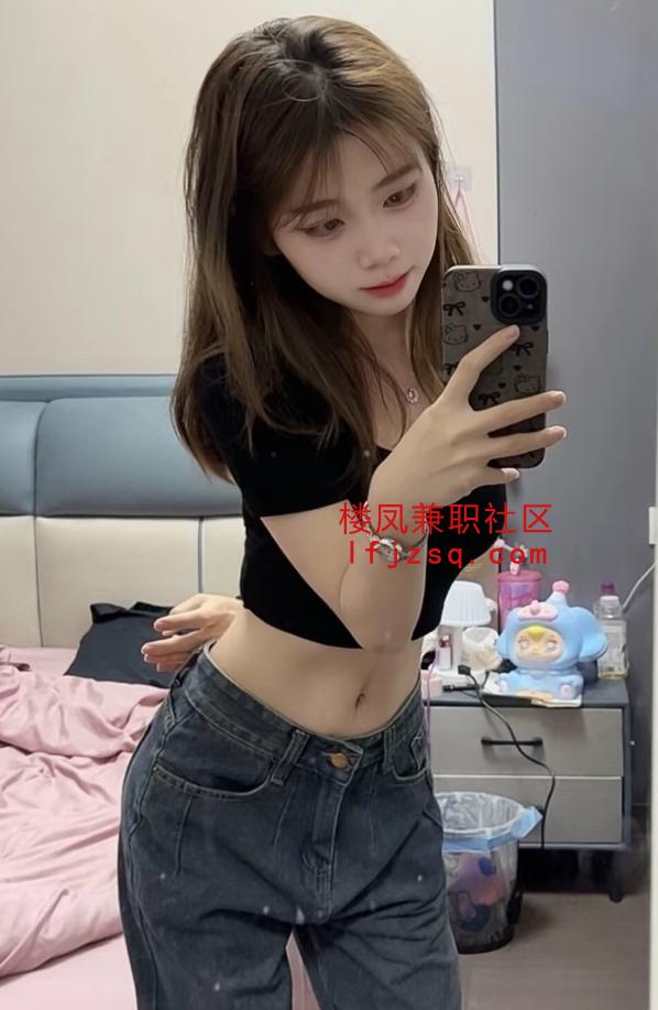 上舔下吸粉嫩多汁的纯女