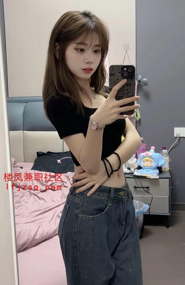 上舔下吸粉嫩多汁的纯女