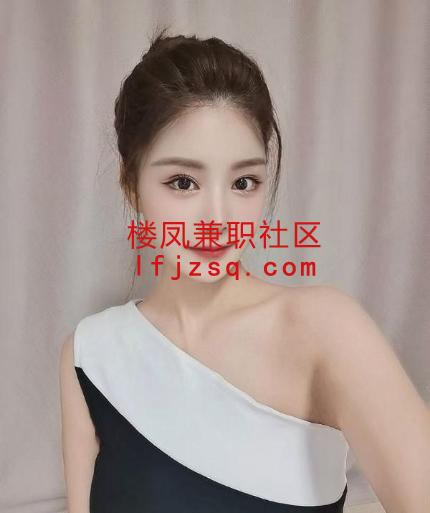 肤白大奶活好老师