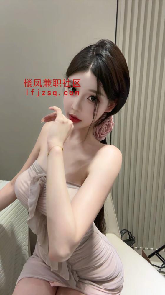 杨浦可爱清纯少女可道具