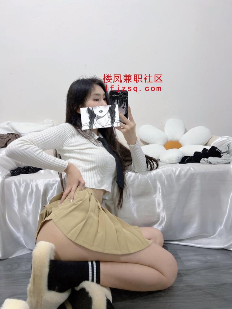 刚破处紧致白虎巨乳蜜桃臀学妹