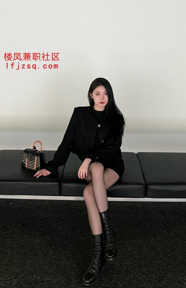 零零后极品嫩妹初下海