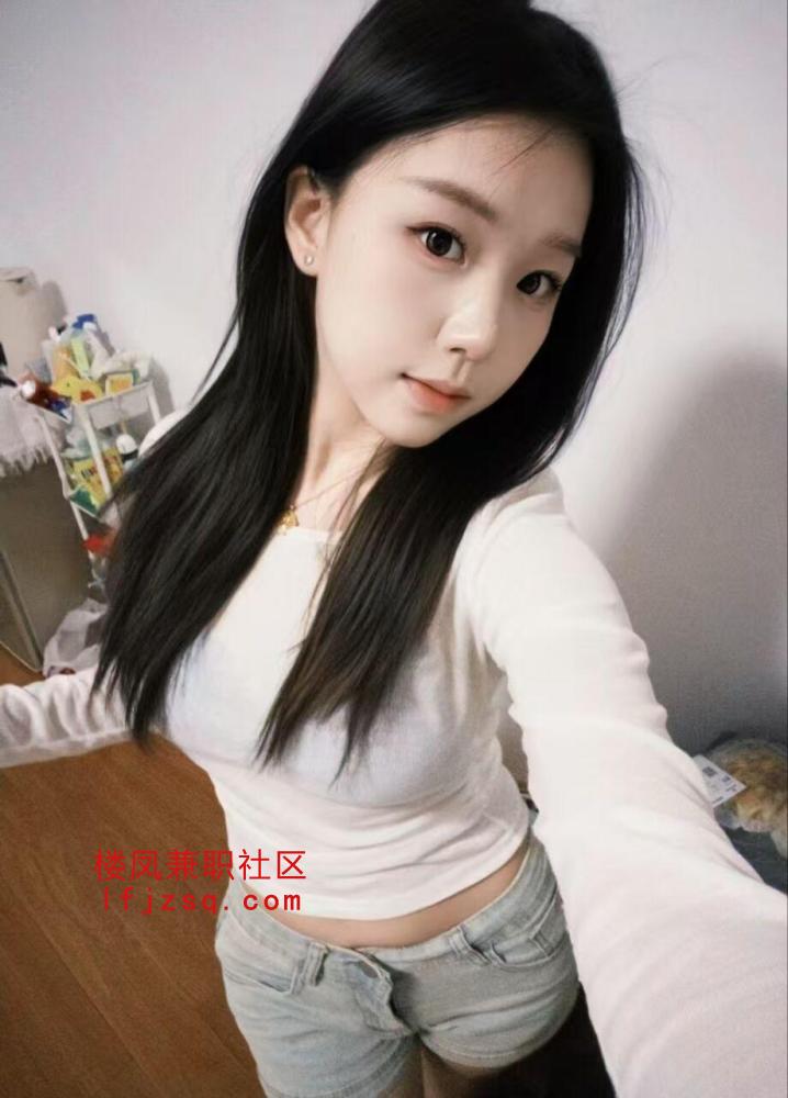 学妹兼职身材火辣性感
