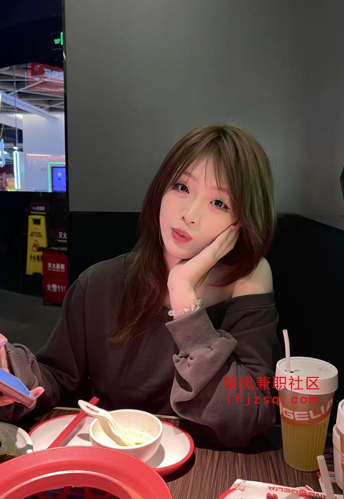 武汉灵动劲儿十足姑娘