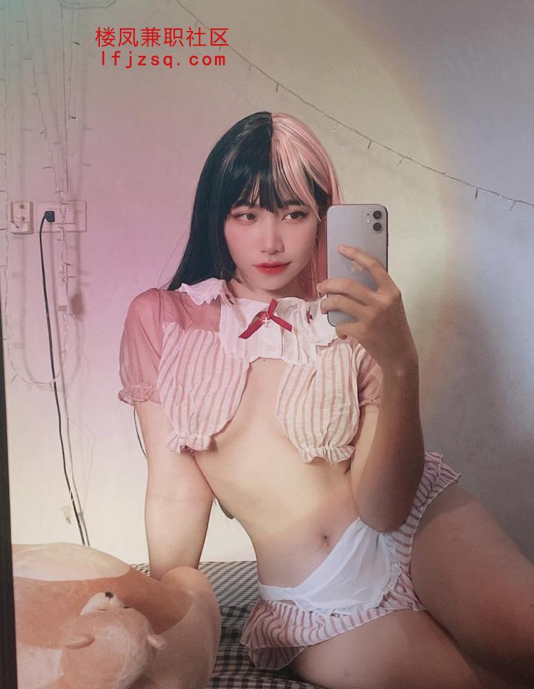 洪山知性风情老师身材好
