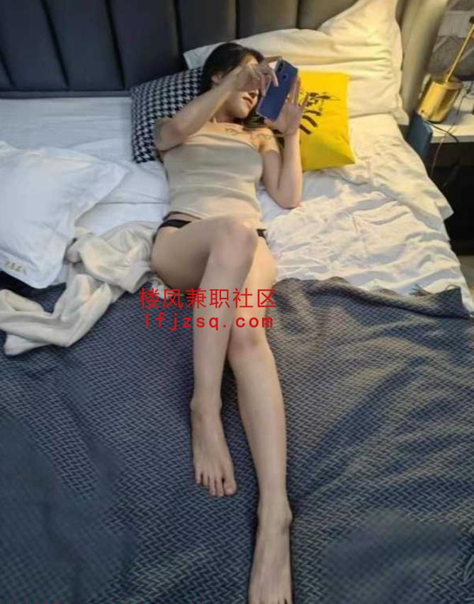 甜美大长腿黑丝御姐范粉嫩骚穴汁水多多
